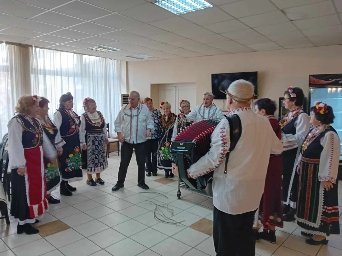 Изпълнение на певчевска група 