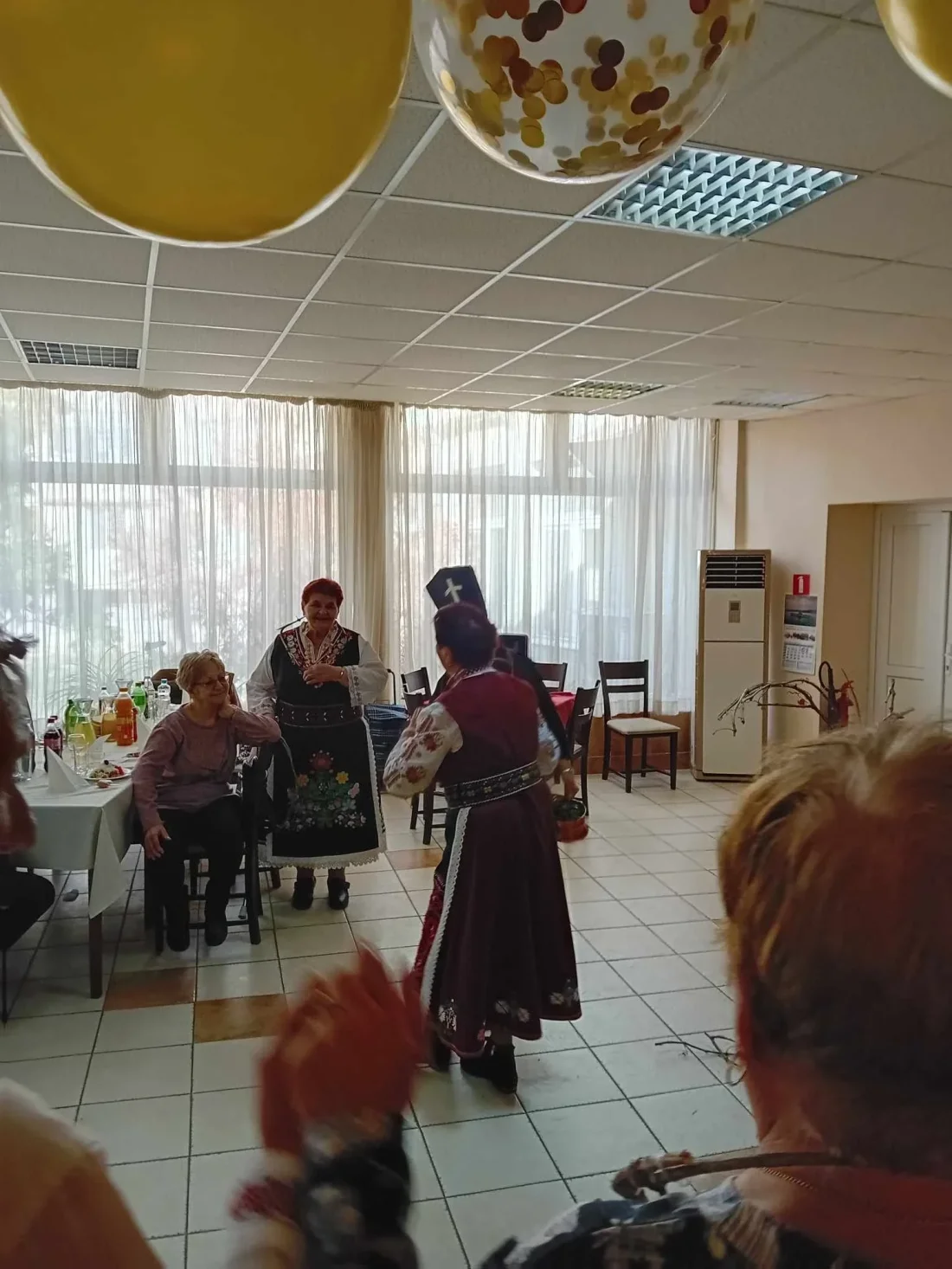 Изпълнение на певчевска група 