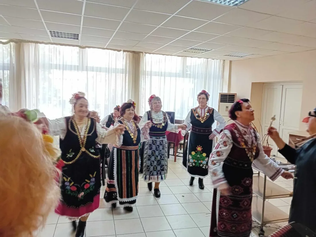 Изпълнение на певчевска група 